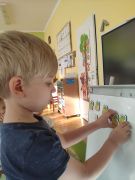 ilustracja do wpisu 
OWOCOWA MATEMATYKA- PRÓBY DODAWANIAI ODEJMOWANIA W ZAKRESIE 10