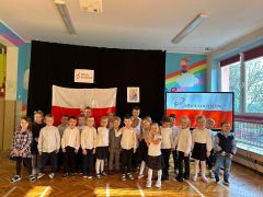 ilustracja do wpisu 
Przedszkolaki w akcji „Szkoła do hymnu” 🇵🇱