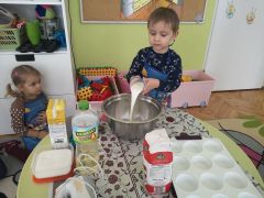 ilustracja do wpisu 
Pieczenie muffinek