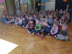 ilustracja do wpisu 
" Kukła z wiejskiego podwórza" - przedstawienie teatru Pod Orzełkiem