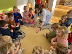 ilustracja do wpisu 
Spotkanie z P. Laborantką 06.03.2023r