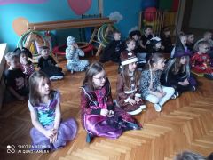 ilustracja do wpisu 
Halloween- gry i zabawy