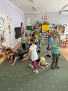 ilustracja do wpisu 
„Muchy i pająk”- zabawa integracyjna 🪰🕷️