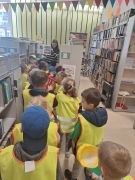 ilustracja do wpisu 
Wycieczka do biblioteki 📖📚