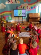 ilustracja do wpisu 
Zajęcia z BOF-u „W krainie dźwięków i ruchu”🎶🥁