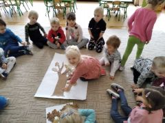 ilustracja do wpisu 
O dębie co żołędzie rozdawał