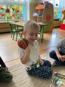 ilustracja do wpisu 
Zabawy sensoryczne z warzywami i owocami