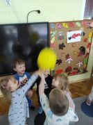 ilustracja do wpisu 
"Mały sportowiec"- koło zainteresowań- zabawy ruchowe w sali i na placu zabaw- zachęcanie dzieci do aktywności fizycznej