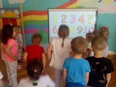 ilustracja do wpisu 
Zajęcia z tablicą interaktywną