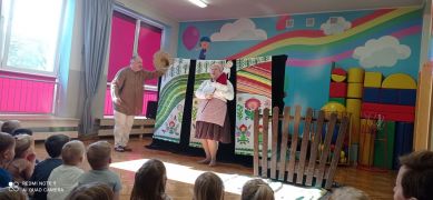 ilustracja do wpisu 
,,Kukła z wiejskiego podwórka"-Teatr Orzełek
