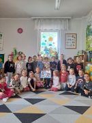 ilustracja do wpisu 
Urodziny Krzysia🥳🎈🎉 Wszystkiego najlepszego życzą Panie wraz z całą Brygadą Smerfów ☺🥰🎂