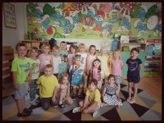 ilustracja do wpisu 
Urodziny Lilci i Bartka 🥳🎈Wszystkiego najlepszego życzą Panie wraz z całą Brygadą Smerfów ☺🥰🎂