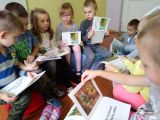 ilustracja do wpisu 
"Krasnoludki" samodzielnie czytały książeczkę "Bezludna wyspa" w dniach 11 i 13 grudnia